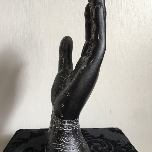 Fortune Telling Hand Decor - Picture 7 of 8
